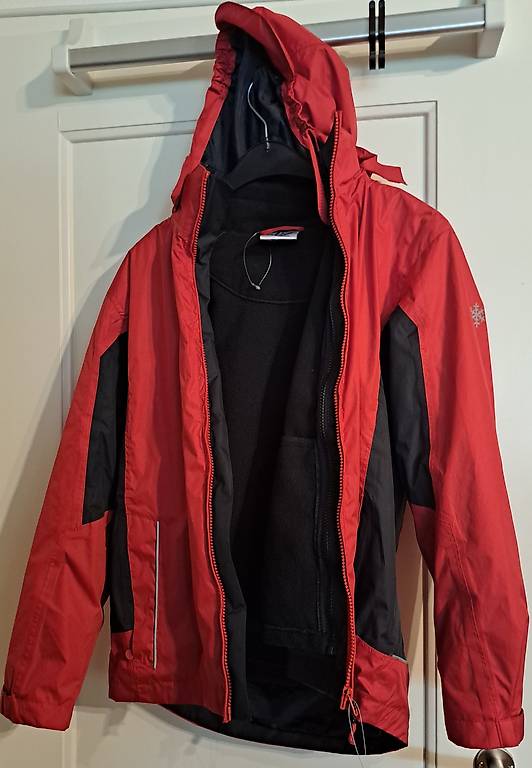 Kinderjacke 2 in 1 neu, Grösse 146/152 100% Polyester