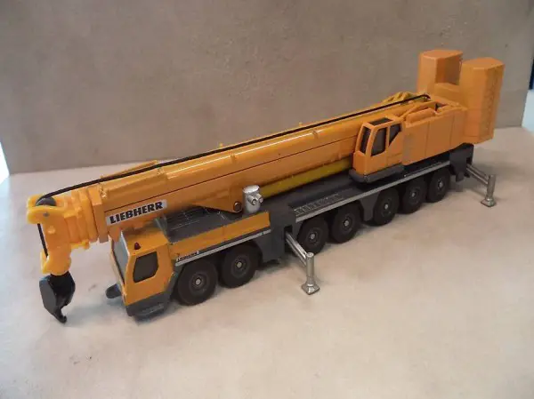 SIKU LIEBHERR 1:87