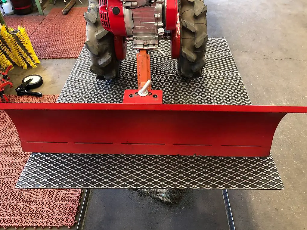 Schneeschild zu Honda Hacker