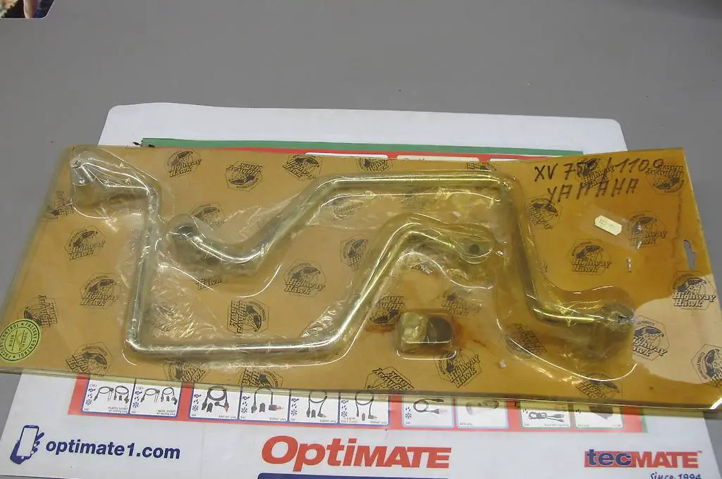 Yamaha XV750 XV1100 Satteltaschen Abstandhalter neu YZuRb