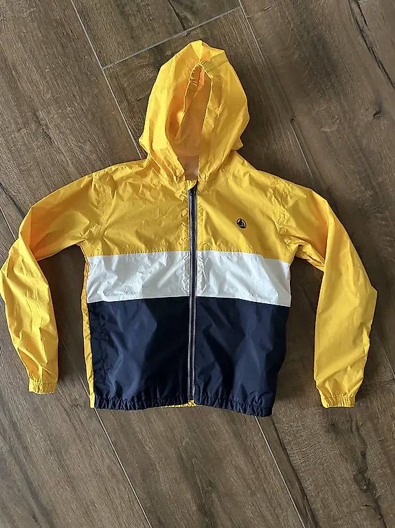 Petit Bateau Regenjacke 10 J/140 unisex