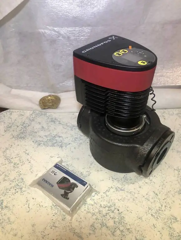 Grundfos Magna 3 65-40 F340, Umwälzpumpe, Heizung