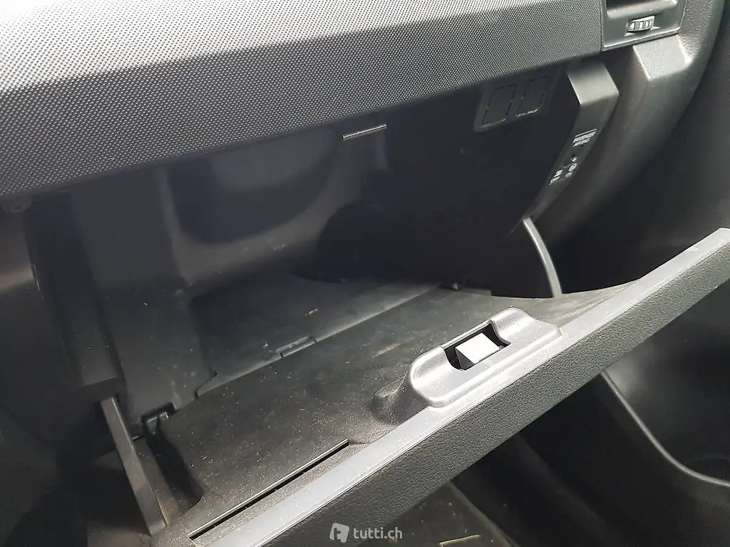  Handschuhfach Skoda Fabia 1.2TSI 2016