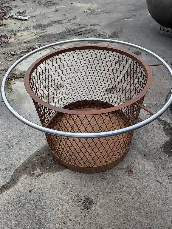 Feuerholzkorb - Metall