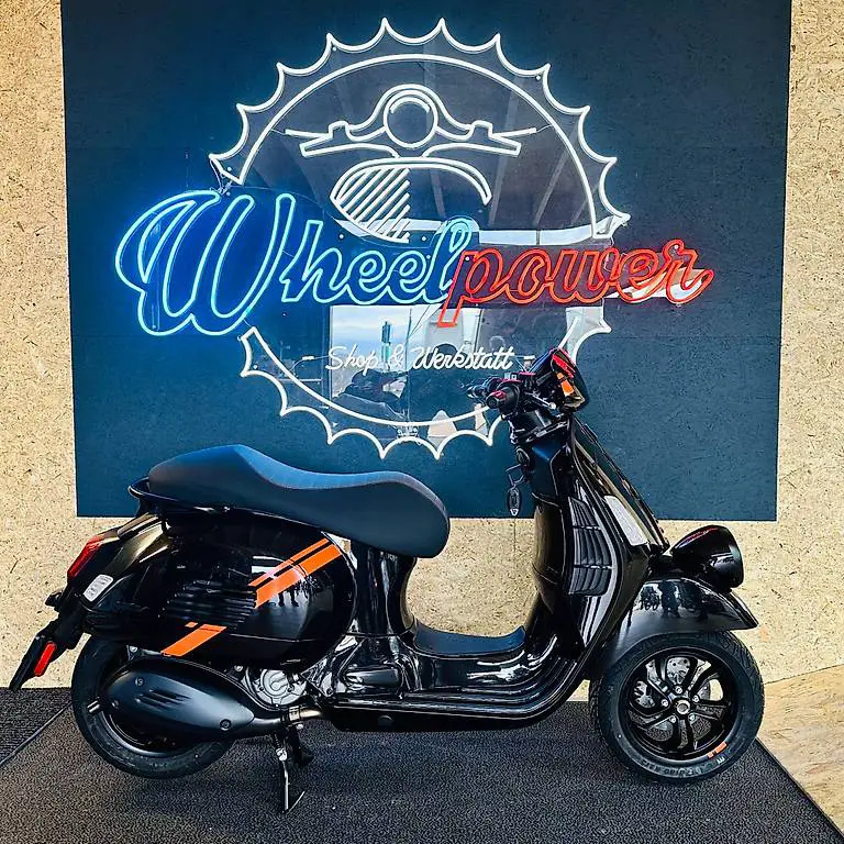 vespa gtv 300 neu schwarz glanz