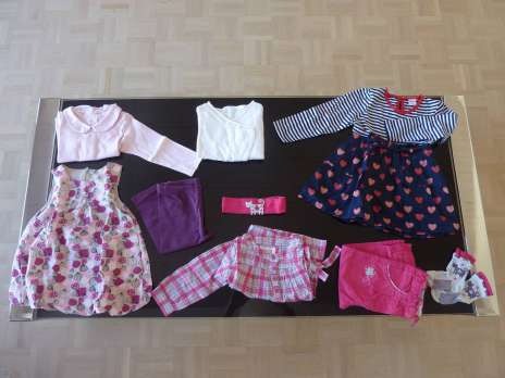 Lots d"habits printemps/été, taille 12 mois