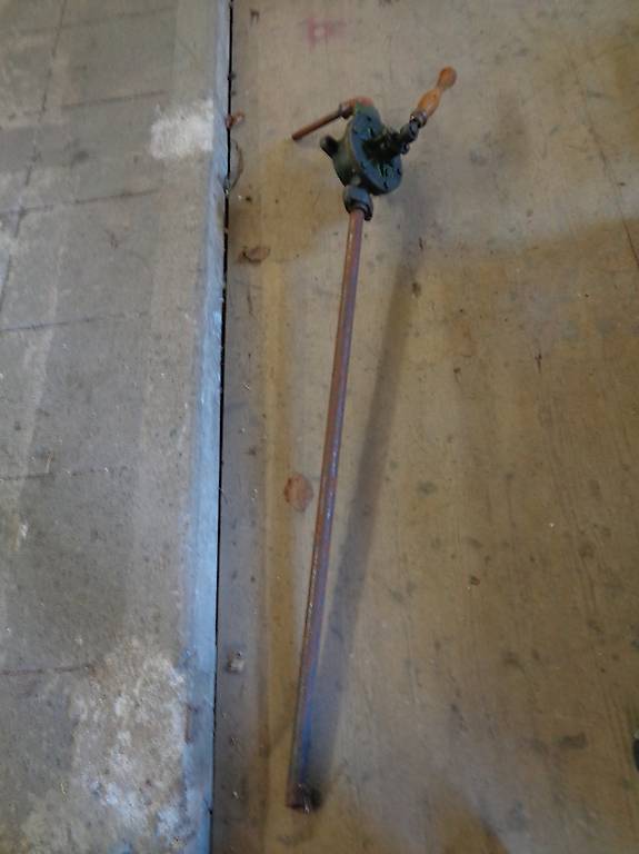 Alte Tauchpumpe (Handpumpe )