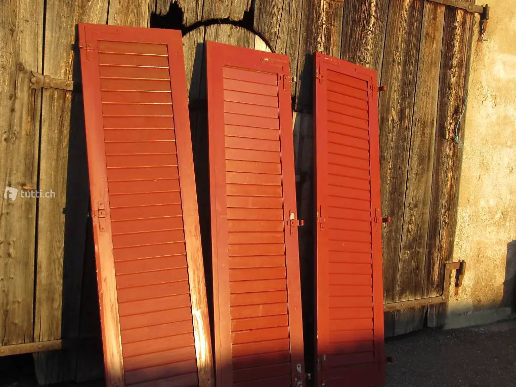 antike Balkonläden / Balkonladen / Fensterladen aus Holz
