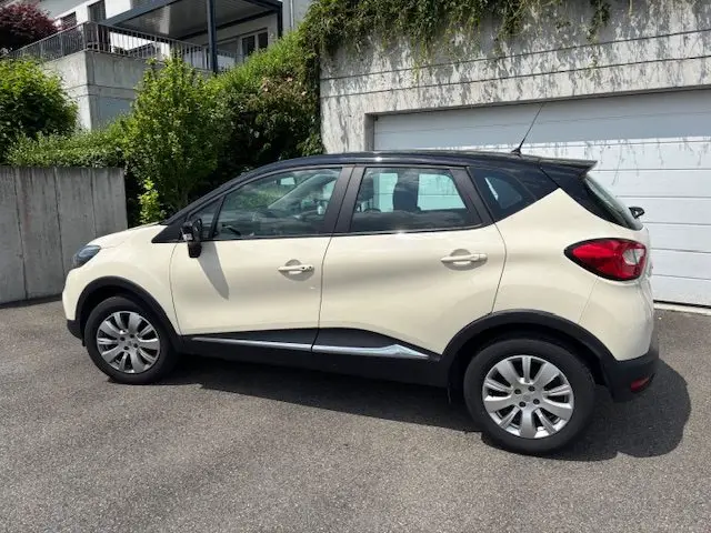 RENAULT Captur 0.9 TCe Dynamique S/S