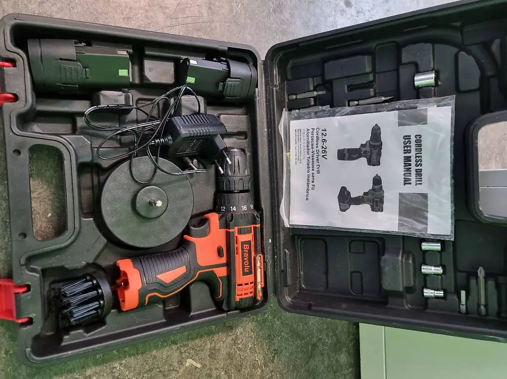 Akku Schrauber Bravolu Neu