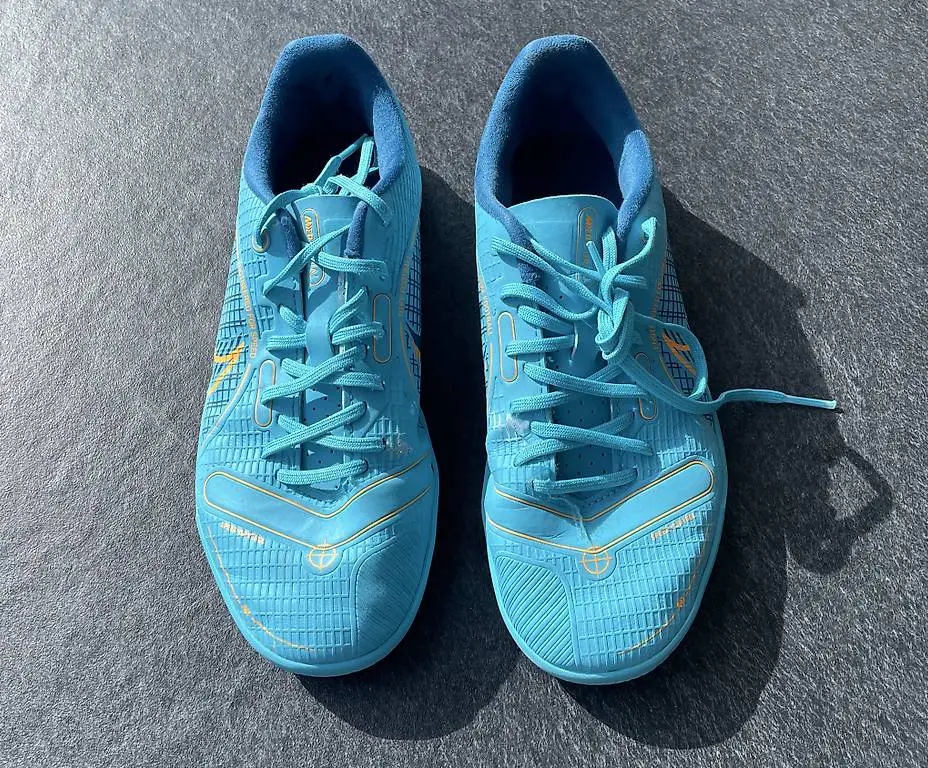 Hallenturnschuhe Gr. 36