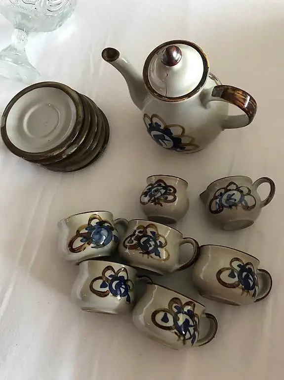 Kaffeeservice aus Tessiner Töpferei