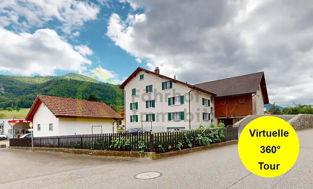 Ehem. Bauernhaus mit Oekonomiegebäuden und 4"800 m2 Land