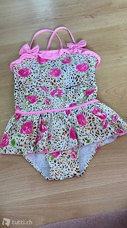Badekleid 122/128/134