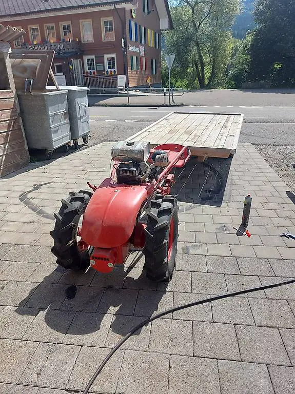 Bucher einachser mit triebachsanhänger