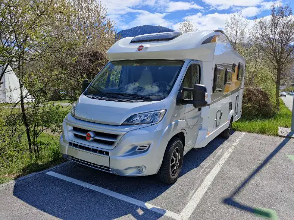 Top Bürstner Wohnmobil mieten in Wallis