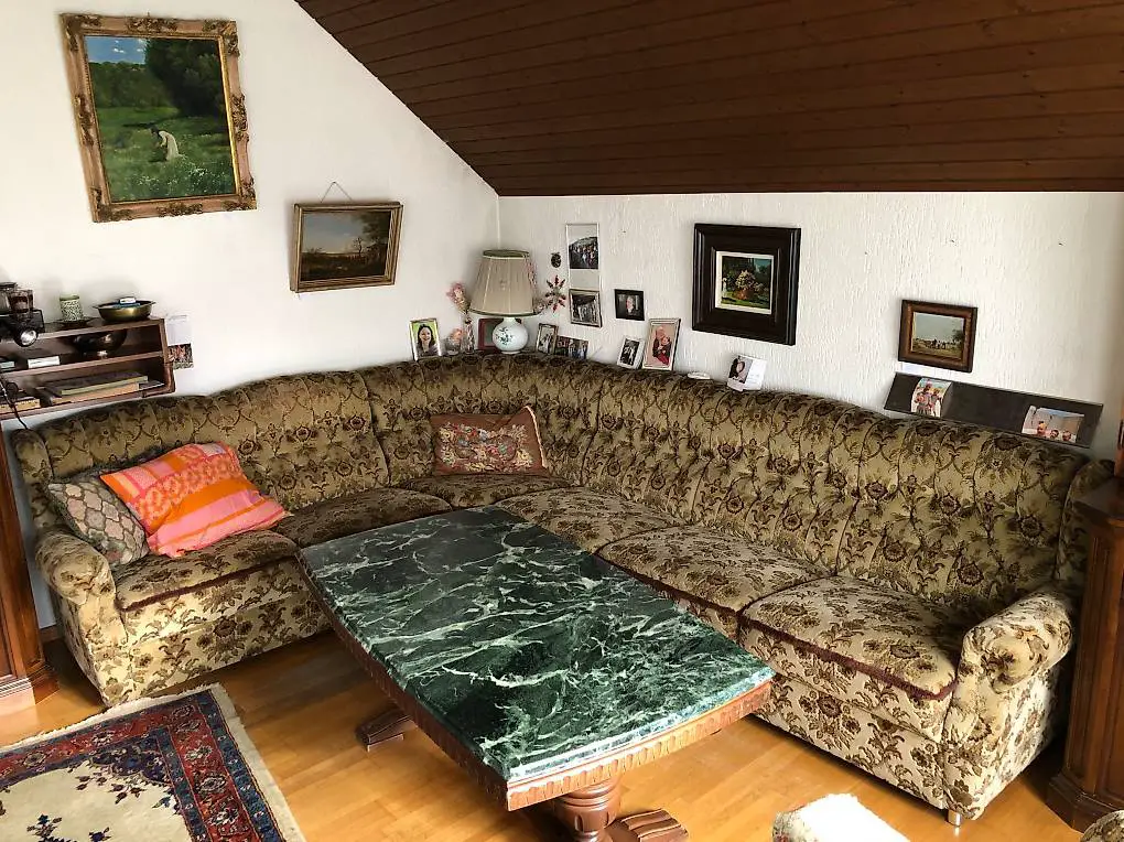 sehr gut erhaltene Couchgarnitur