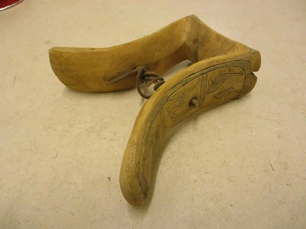 Handgeschnitztes Nomaden-Kissen Sahel-Zone Afrika - RAR