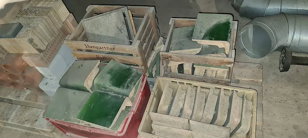 kachelofen Komplett Zerlegt, Kachelsteine, Offen, Bauernhaus