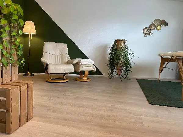 Praxisraum zur Untermiete an 2 bis 5 Halbtagen