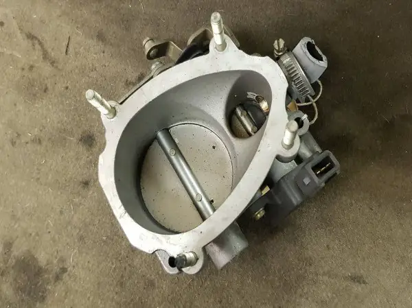 Opel Astra F Calibra Vectra A Kadett E C20XE Drosselklappe