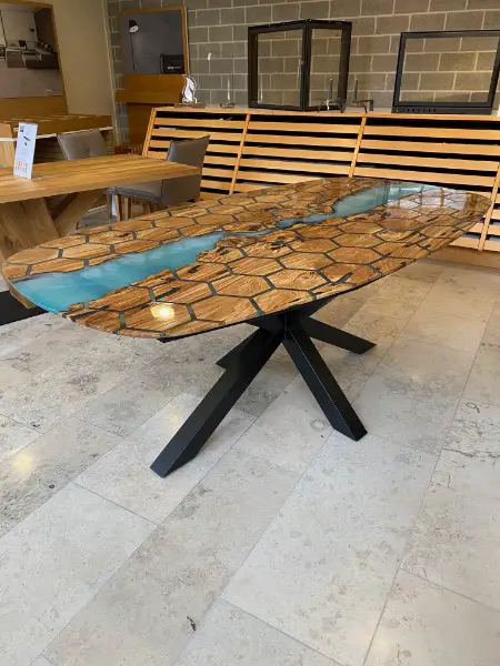 Epoxytisch Massivholz