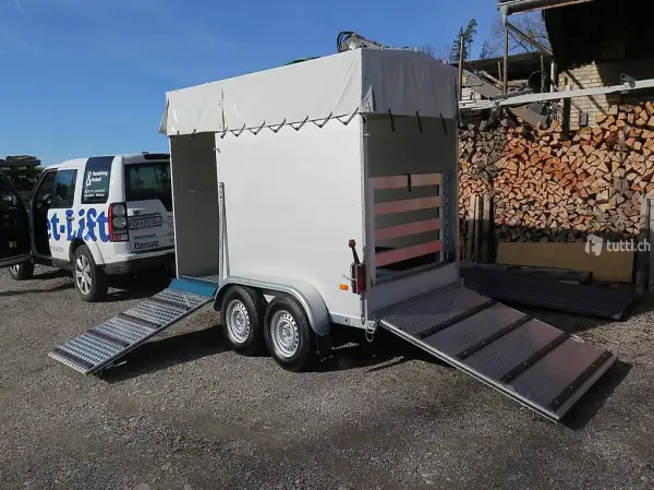  Tieranhänger kaufen Vezeko kaufen Viehanhänger kaufen Hulco