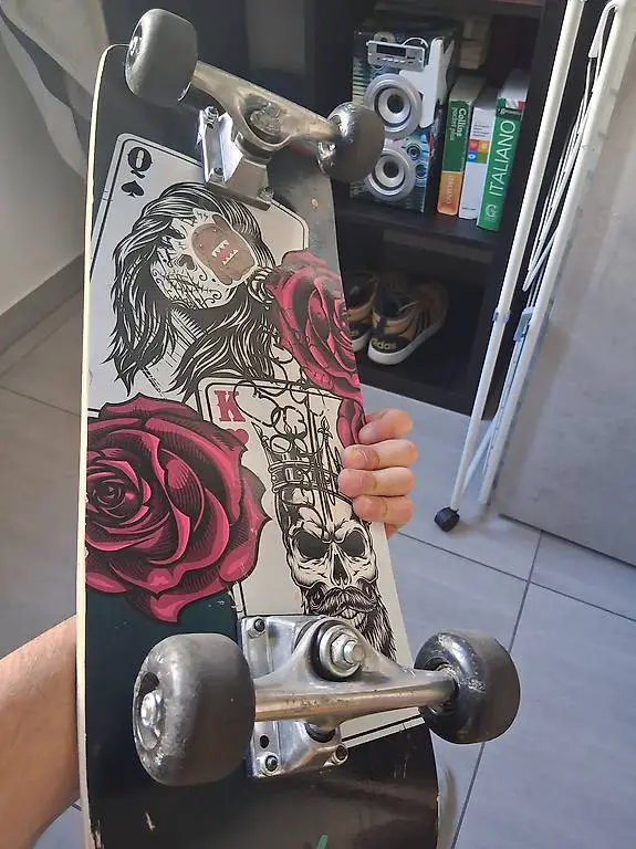 Skateboard