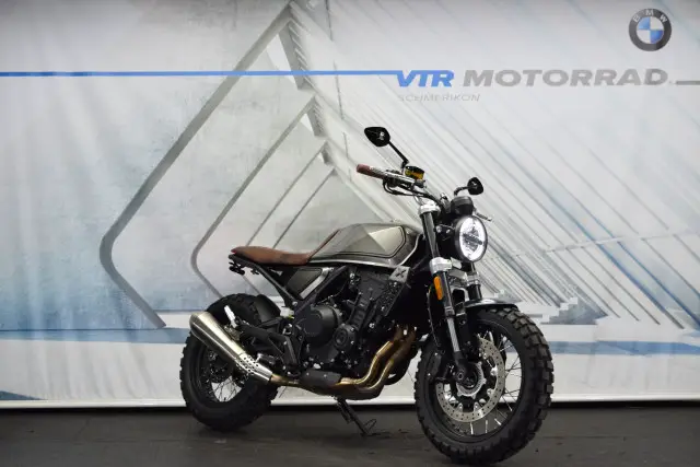 BRIXTON Crossfire 500