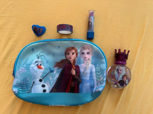 Neuwertig: Elsa (Frozen) Necessaire mit EdT, Gummi, Klammer