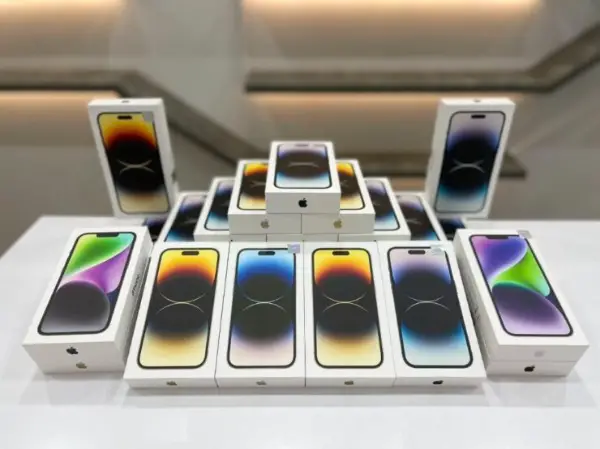 nuovo Apple Watch, iPhone 14 Pro, iPhone 14 Pro Max, iPhone 14