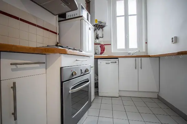 Appartement meublé situé dans une jolie villa