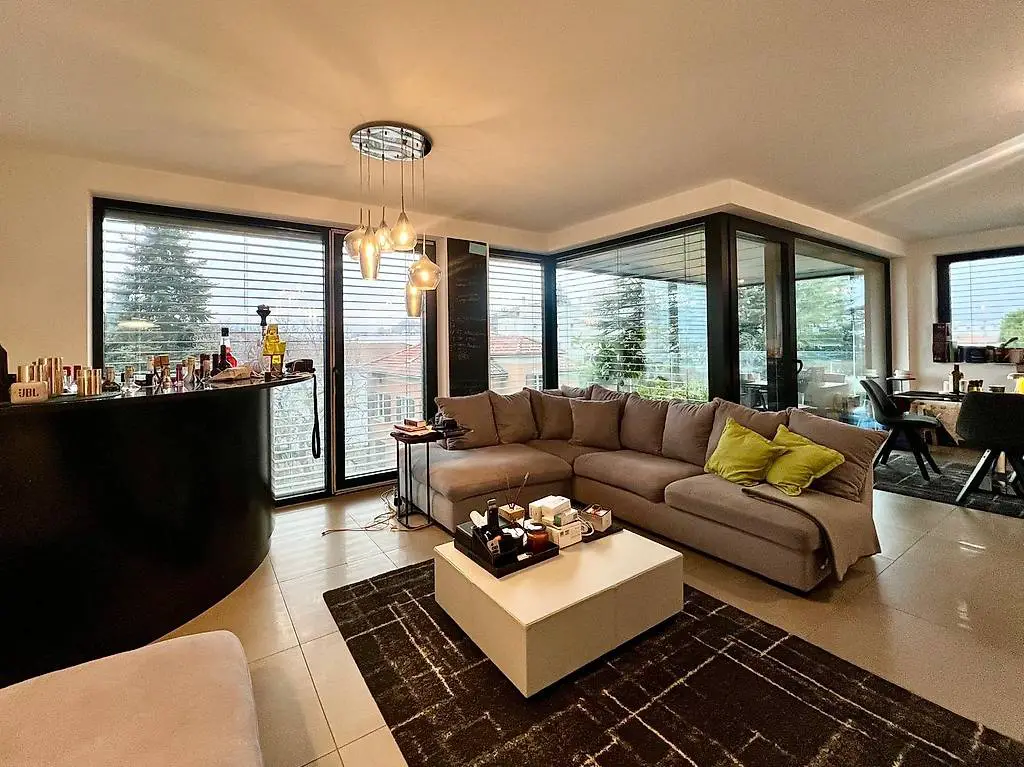 - A Massagno 3.5 locali con Angolo Bar in Area Livinig