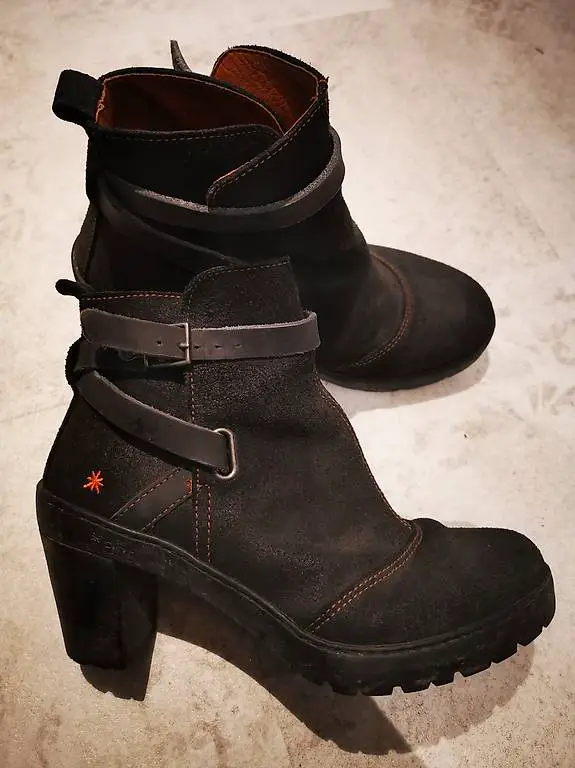 ART Stiefeletten Gr. 39 / 40 schwarz wie neu