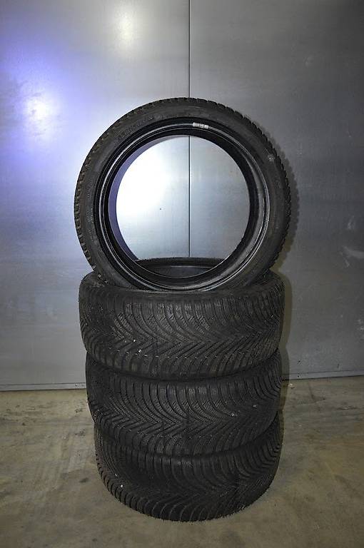 Reifen Michelin Alpin 5 215/40 R17