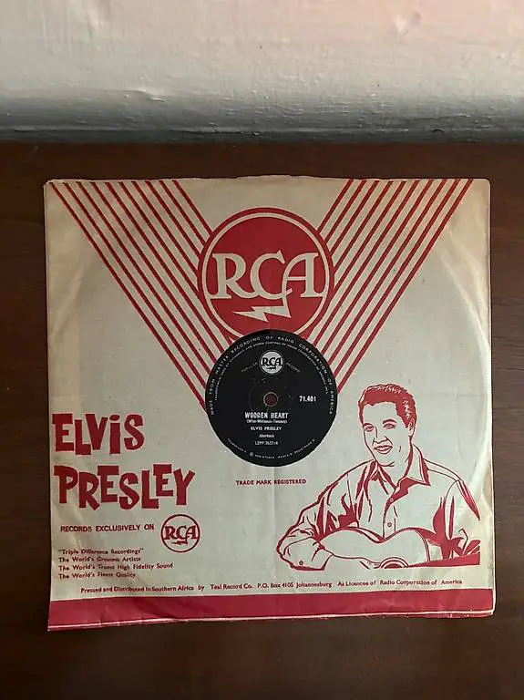 Elvis Presley Schellackplatte Wooden Heart/G.I. Blues