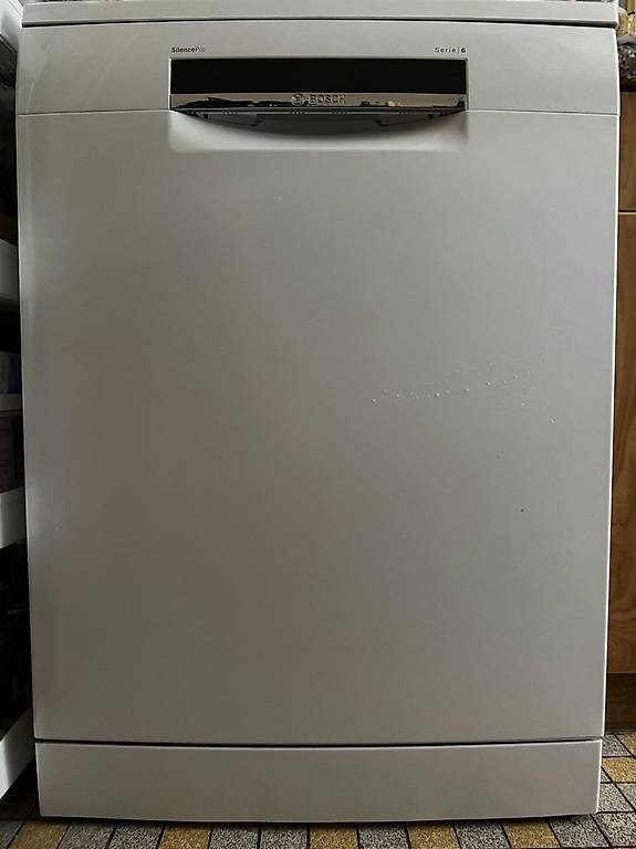 Lave-vaisselle comme neuf encore sous garantie