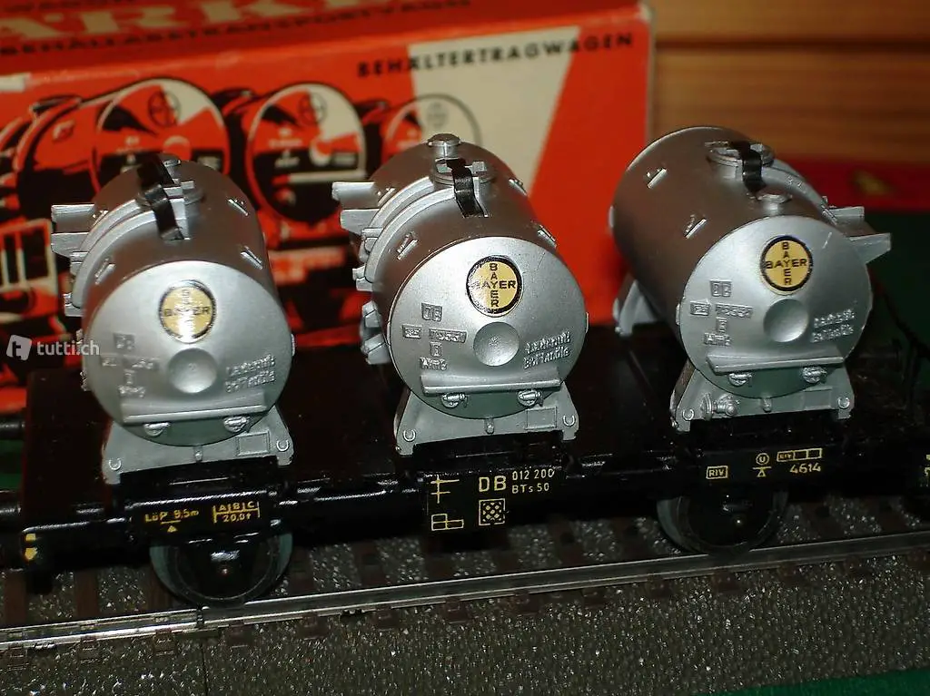 Märklin HO 4520 wagon porte-conteneurs BAYER