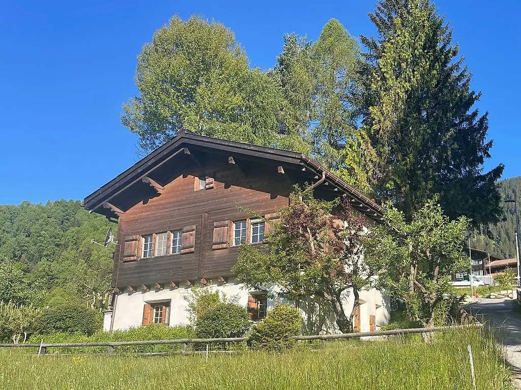 Chalet? Mieten Sie Ihr Bergparadies in Disentis