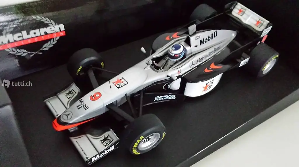 McLaren MP4/12 F1 Mika Häkkinen Minichamps 1:18
