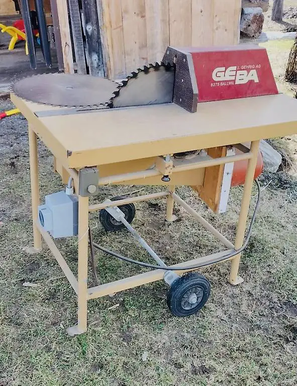 Gebba Brennholzfräse