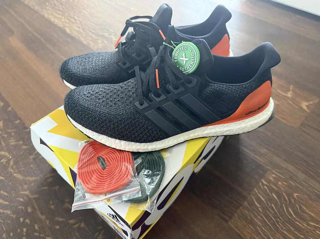 Adidas Ultraboost 2.0 NCAA Miami