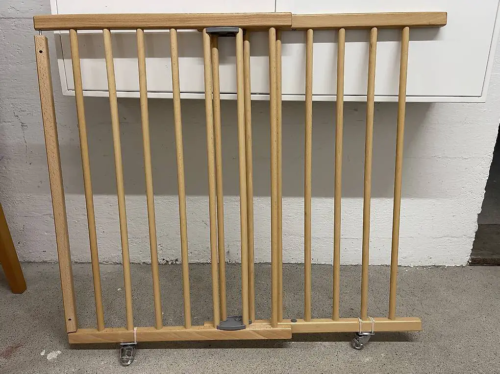 Gitter als Absperrung für Treppen bei Kindern/Haustieren