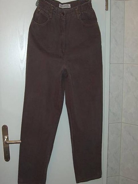 Neu: Hose mit seitlichem Gummizug - mittelbraun - Gr. 40