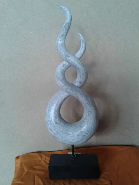 Skulptur Feuer, Handarbeit