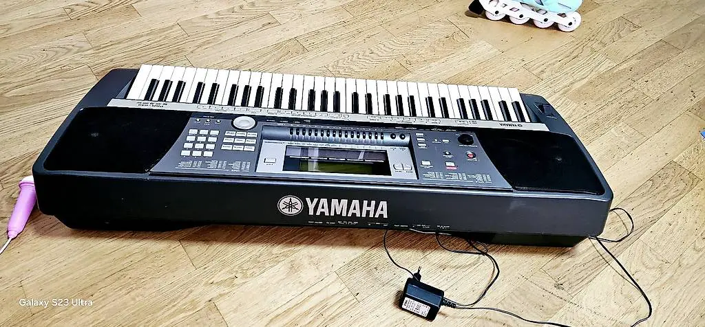 YAMAHA Keyboard
