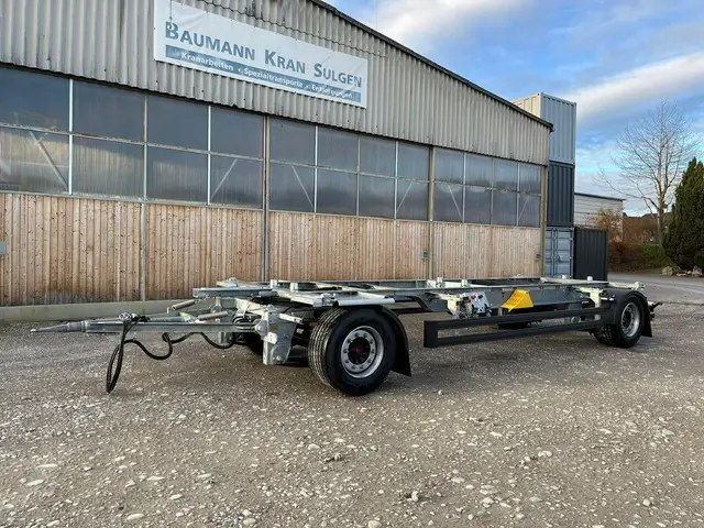 WEB Trailer WF/W-18, Wechselrahmen / Containerchassis