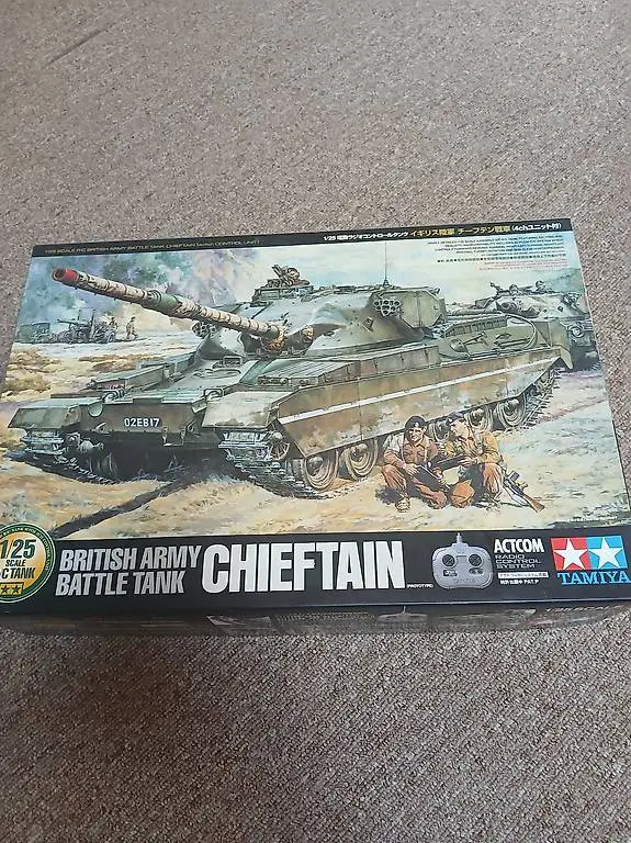 Chieftain von Tamiya 1/25 Scale Tank