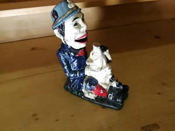  Antikes Gusseisen Kässeli "Schwein"