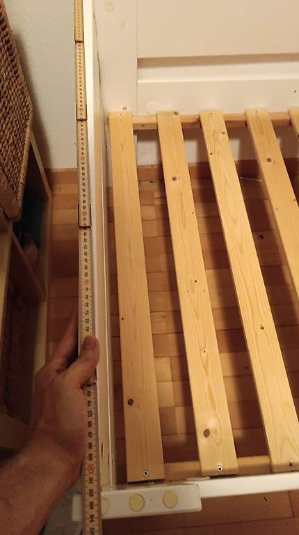 Bettgestell geschraubte Latten 200 cm x 90cm